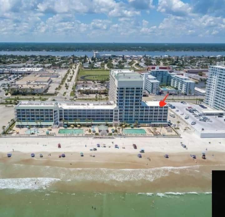 Beautiful One Bedroom Oceanfront Condo Daytona Beach Exterior foto